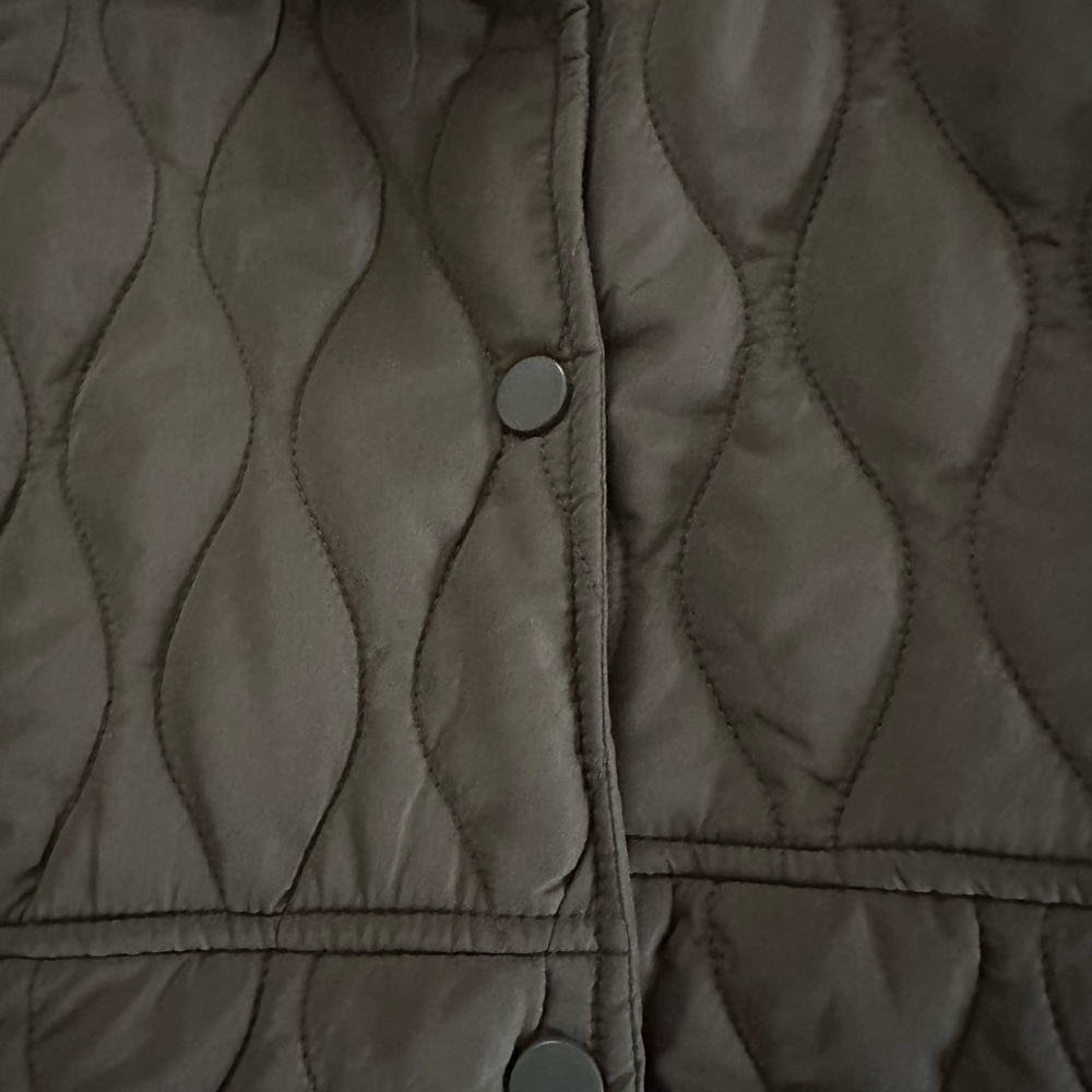 Do Everything in Love Quilted Hooded Jacket in Olive - Picture 3 of 6